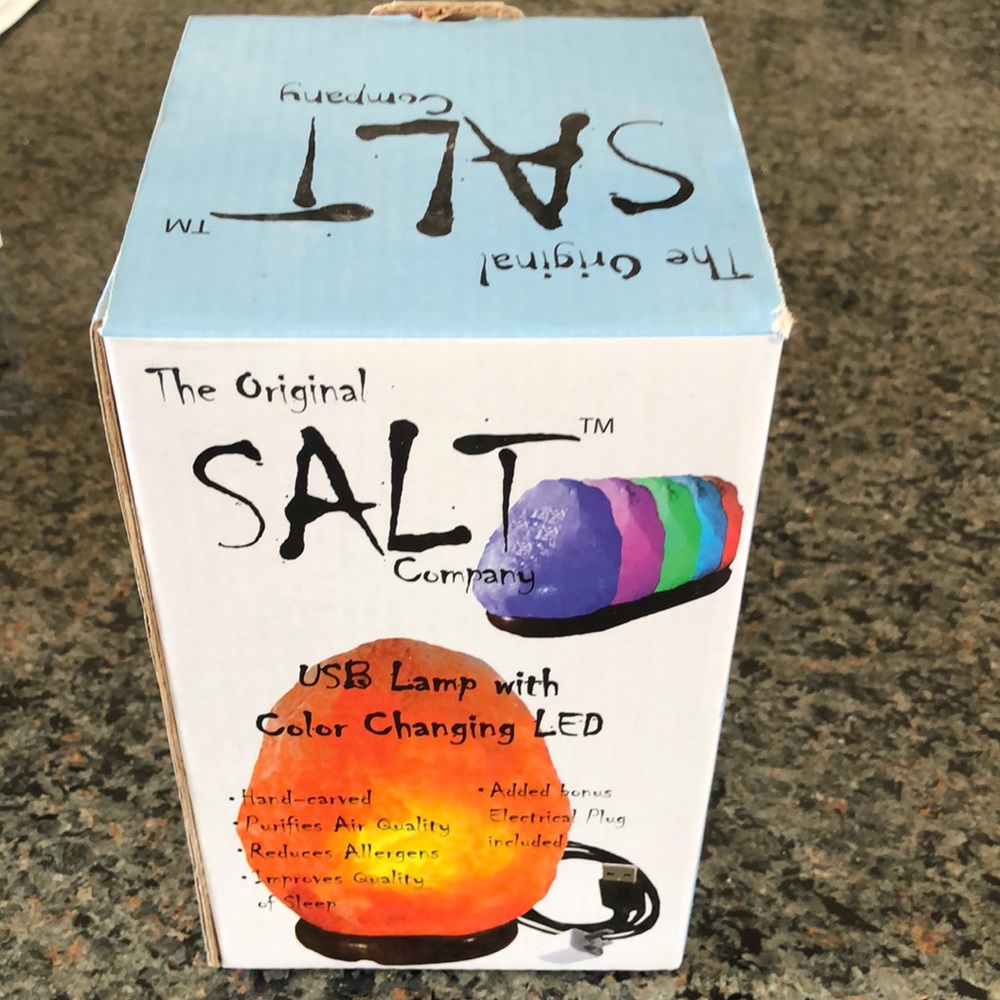 Color-Changing Himalayan Salt Lamp - Picture 2 of 10